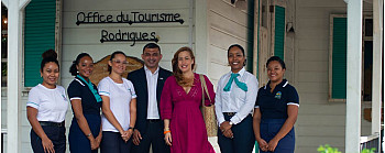 Myriam Charleins découvre l'île Rodrigues et tombe sous le charme de la petite perle de l'océan Indien !