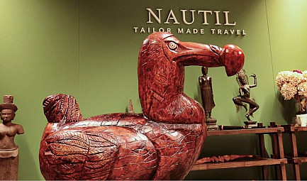 Tourisme : Nautil et Sunlife  25 ans de partenariat célébrés autour d’un dodo monumental à Paris